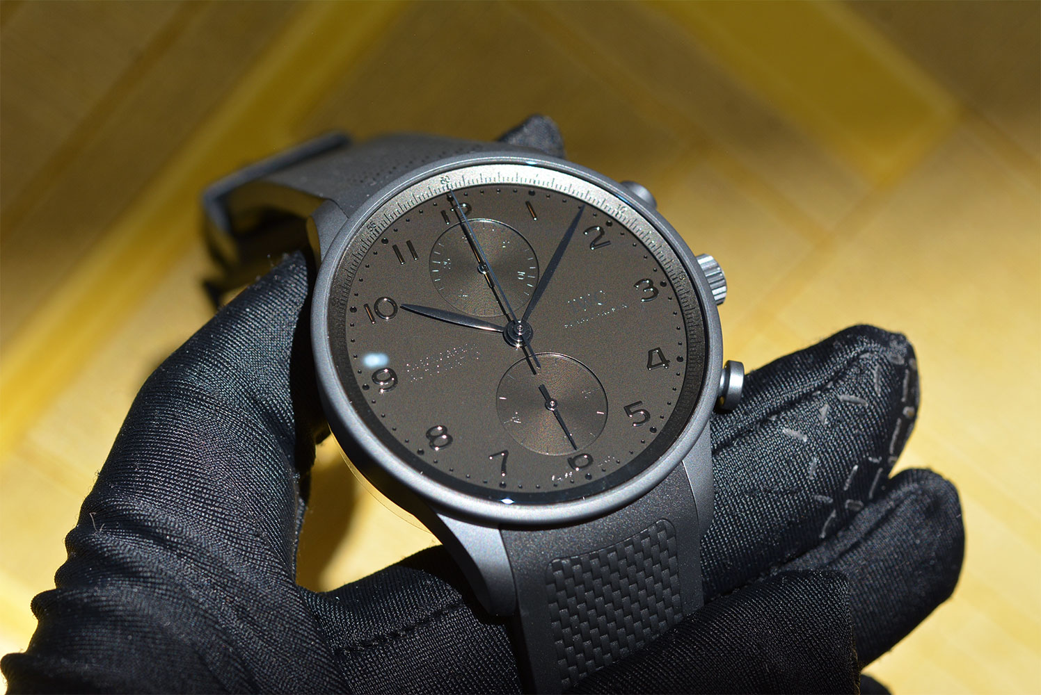 IWC シャフハウゼン】限定1,500本 初のポルトギーゼ×セラタニウム